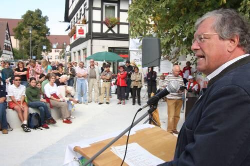 Waldschützer-Demo: Hauptredner der Kundgebung gegen die Rodung großer Bannwald-Flächen war Hubert Weiger, Landes-Vorsitzender des Bundes Naturschutz.