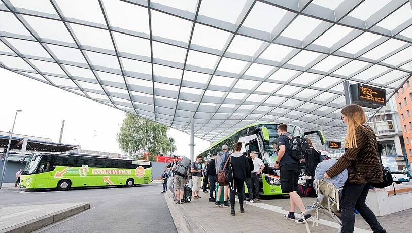 Inzwischen beherrscht Flixbus den Markt für Fernbusse mit rund 80 Prozent Anteil. Foto: Julian Stratenschulte Inzwischen beherrscht Flixbus den Markt für Fernbusse mit rund 80 Prozent Anteil. Foto: Julian Stratenschulte