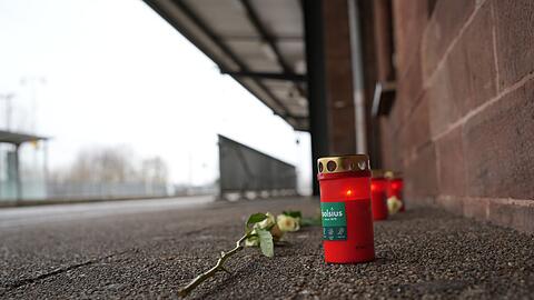 Der t&ouml;dliche Angriff auf einen Zugbegleiter hatte Anfang Februar bundesweit f&uuml;r Entsetzen gesorgt (Archivbild)