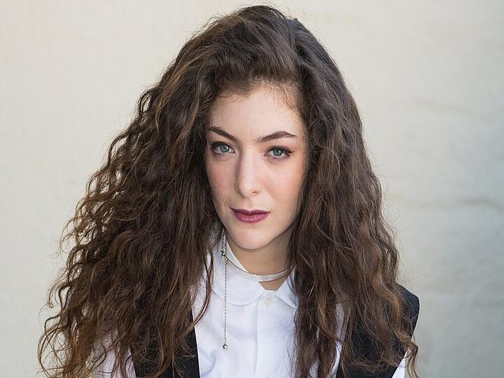 Lorde stürmt momentan die Charts