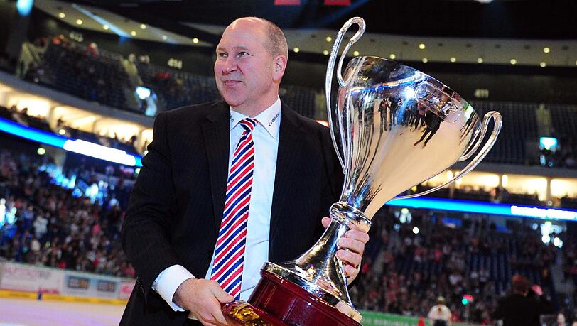 Mit den Eisbären Berlin fünfmal DEL-Meister und nun beim EHC: Don Jackson. Mit den Eisbären Berlin fünfmal DEL-Meister und nun beim EHC: Don Jackson.