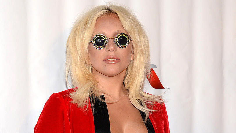 Auf Lady Gagas Emmy-Outfit darf man gespannt sein Auf Lady Gagas Emmy-Outfit darf man gespannt sein