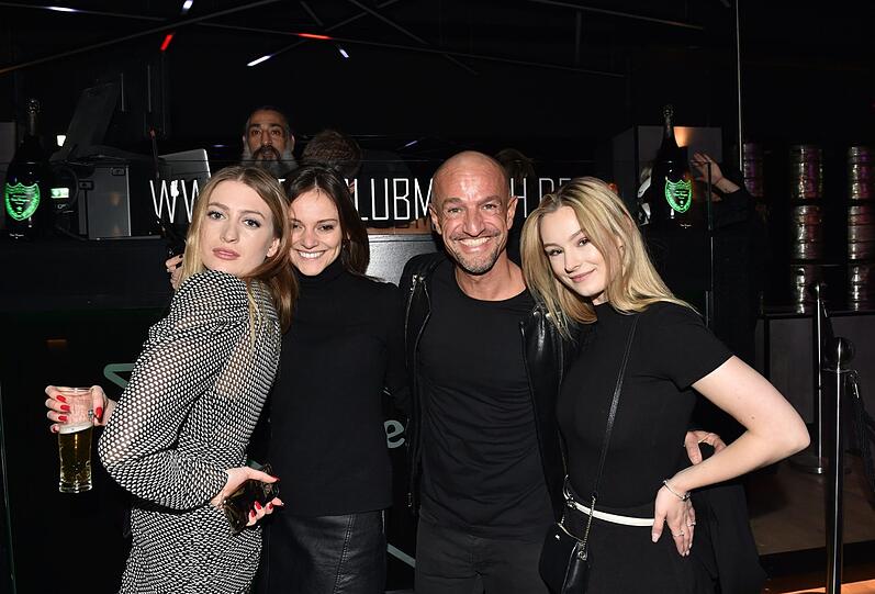 Peyman Amin, Louisa Rödel, Lisa Gasser und Vivien Piotrowski.