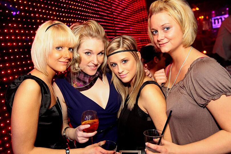 Party-Pics der Woche: "Helden der Nacht" im mach1