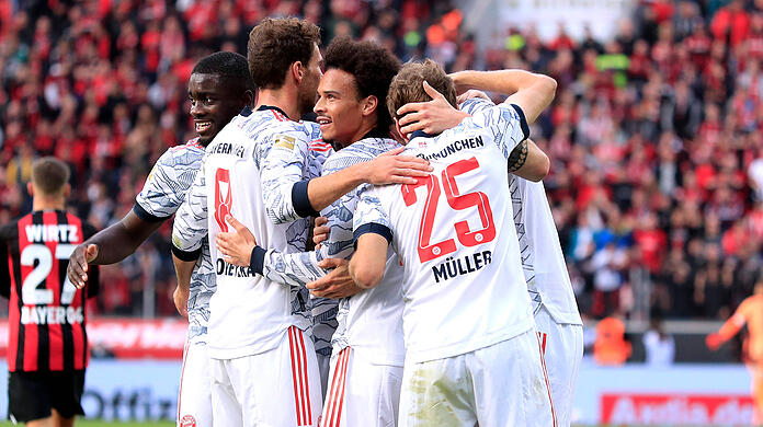 Im Hinspiel setzten sich die Bayern mit 5:1 in Leverkusen durch.