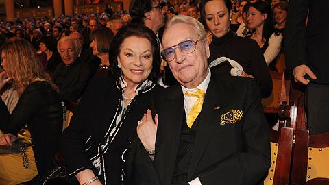 Der TV-Produzent Helmut Ringelmann pr&auml;gte das Krimifernsehen hierzulande wie kein Zweiter. Links seine Ehefrau, die Schauspielerin Evelyn Opela.