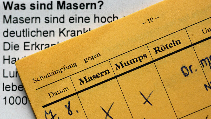 Bei Kleinkindern steht am Ende des ersten Lebensjahres die wichtige Masern-Mumps-Röteln-Impfung an. Bei Kleinkindern steht am Ende des ersten Lebensjahres die wichtige Masern-Mumps-Röteln-Impfung an.