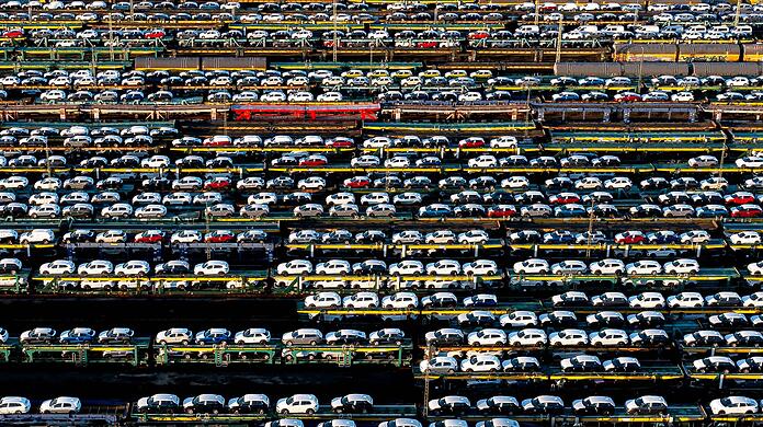 Die deutsche Wirtschaft schwächelt - die Exportaussichten haben sich eingetrübt. (Archivbild)