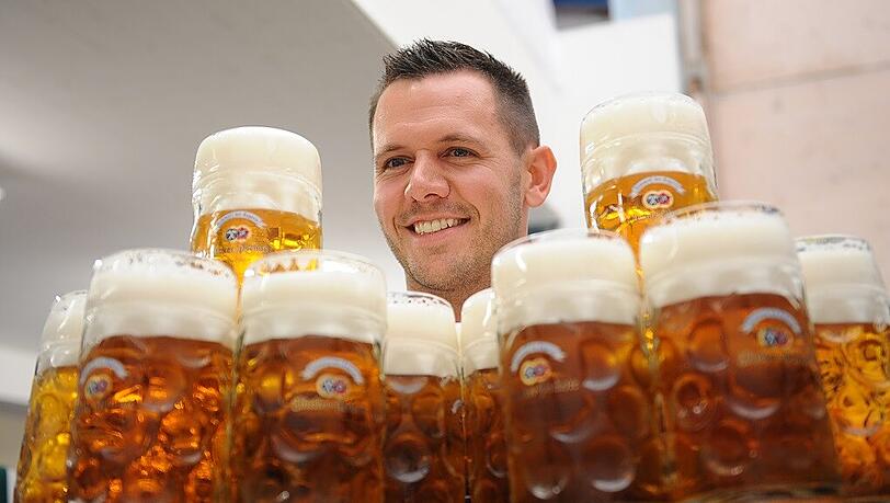 Die rund 6,4 Millionen Besucher konsumierten auf dem Oktoberfest 2013 rund 1,05 Liter pro Kopf. Die rund 6,4 Millionen Besucher konsumierten auf dem Oktoberfest 2013 rund 1,05 Liter pro Kopf.