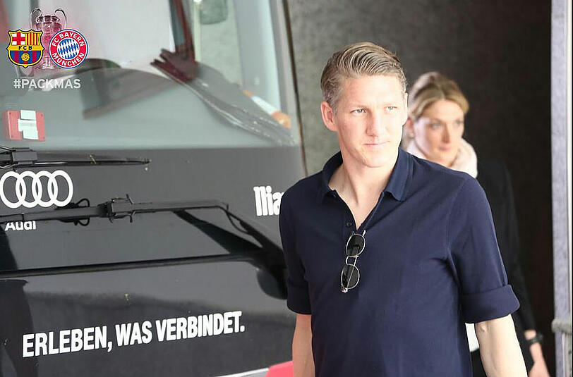 Der FC Bayern reist zum Champions-League-Halbfinale nach Barcelona.