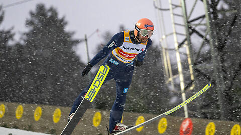 Pius Paschke springt derzeit in der Form seines Lebens, führt den Gesamtweltcup an. In Engelberg musste er aber zuletzt einen ersten, herben Dämpfer einstecken.