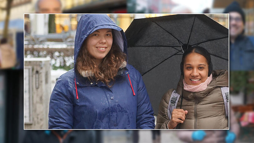 Kinderfrauen v.li. Marie (30) und Fosi (34). Marie: "Wir waren gerade bei einem Kurs zum Erlernen von Babymassage. Wir singen dazu Fingerspiellieder und die Kleinen bekommen etwas Öl auf die Haut - und sie lieben das. Wir sind beide hauptberuflich Kinderfrau - oder auch genannt Nanny." Fosi: "Kinder kennen keine Diplomatie. Wenn sie sich ärgern, dann schreien sie. Und sie freuen sich über jede Kleinigkleit. Außerdem macht es Spaß, mit den Kleinen ins Café Glückskind in der Seeriederstraße zu gehen. Da gibt es extra einen Bereich zum Spielen und Herumtollen - und tollen Kuchen. Ebenfalls super für Kinder ist das Restaurant Kaiser Otto in der Westermühlstraße mit Spielecke und gutem Roten Thai-Curry mit Sesamreis und Wokgemüse."