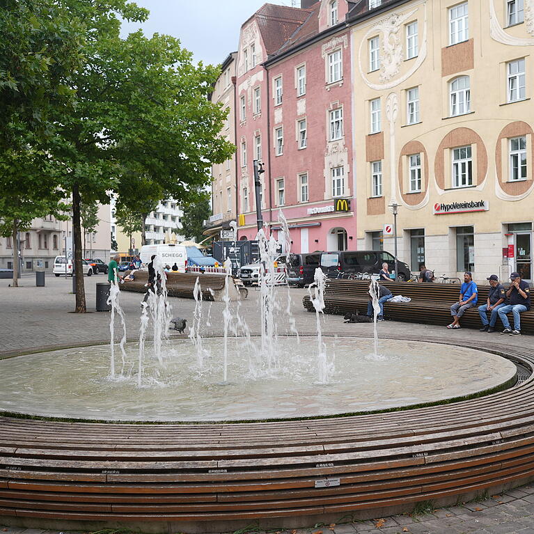 Der Harras in Sendling ist Verweilzone und Stadtteilzentrum. Doch rund um den Platz ist einiges in Bewegung: In den kommenden Wochen ver&auml;ndert sich dort so manches.