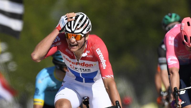 Mathieu Van der Poel kann seinen Sieg beim 54. Amstel Gold Race kaum fassen. Mathieu Van der Poel kann seinen Sieg beim 54. Amstel Gold Race kaum fassen.