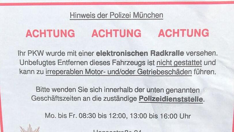 Die Polizei klärte schnell via Twitter auf, dass es sich bei den Zetteln um Fälschungen handelt. Die Polizei klärte schnell via Twitter auf, dass es sich bei den Zetteln um Fälschungen handelt.