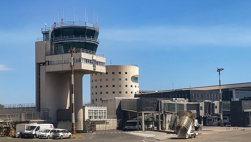 Der Flughafen von Catania. Hier sollte Fabrizio S. selbstständig zu seiner Auslieferung nach München erscheinen. Der Flughafen von Catania. Hier sollte Fabrizio S. selbstständig zu seiner Auslieferung nach München erscheinen.