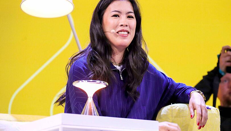 An der Seite von Mai Thi Nguyen-Kim war Martin Rütter in einer Ausgabe der Sendung "Mai Think X" zu sehen. An der Seite von Mai Thi Nguyen-Kim war Martin Rütter in einer Ausgabe der Sendung "Mai Think X" zu sehen.