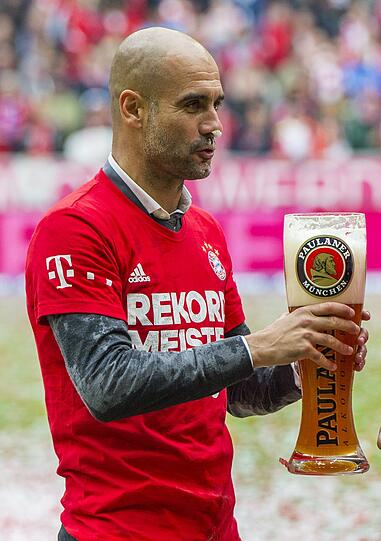 Ob ihm Weißbier inzwischen schmeckt?