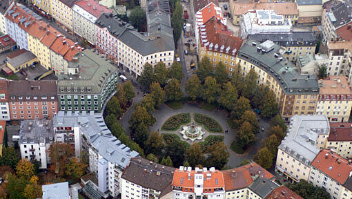 Wer sein Fahrrad durchchecken lassen möchte, sollte am Mittwoch, den 12.10.2011, hier herkommen: an den Weißenburger Platz in Haidhausen. Wer sein Fahrrad durchchecken lassen möchte, sollte am Mittwoch, den 12.10.2011, hier herkommen: an den Weißenburger Platz in Haidhausen.
