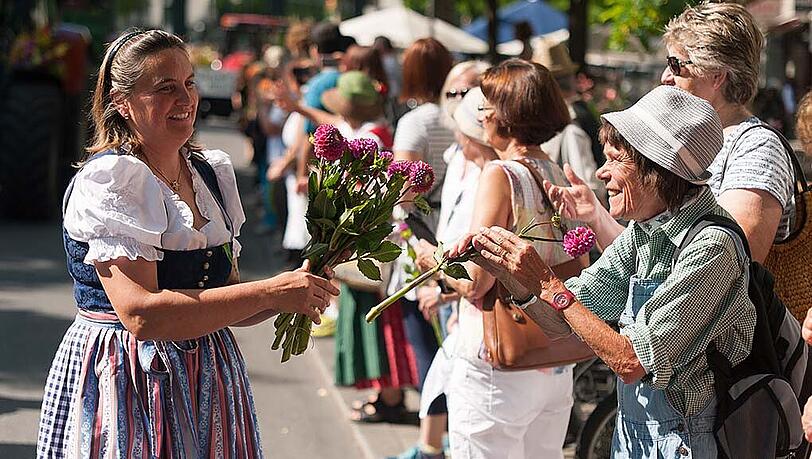 Gärtnerjahrtag in München: Die bayerische Landeshauptstadt blüht auf. Die Bilder. Gärtnerjahrtag in München: Die bayerische Landeshauptstadt blüht auf. Die Bilder.