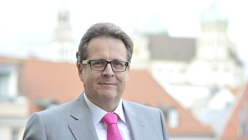 Richard Loibl, Historiker und Direktor des Hauses der Bayerischen Geschichte in Augsburg. Richard Loibl, Historiker und Direktor des Hauses der Bayerischen Geschichte in Augsburg.