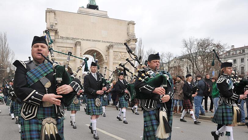 Am Sonntag findet in München wieder die Parade zum St. Patrick's Day statt. (Archivbild)