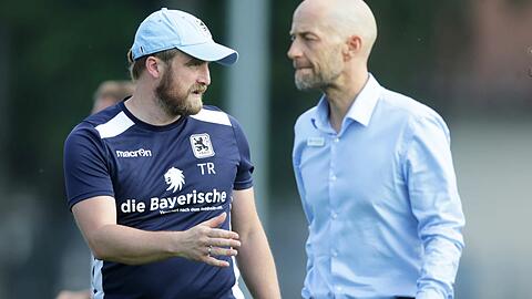 Daniel Bierofka (li.) und Günther Gorenzel: Der Rücktritt des Ex-Trainers sorgt weiter für Gesprächsbedarf.
