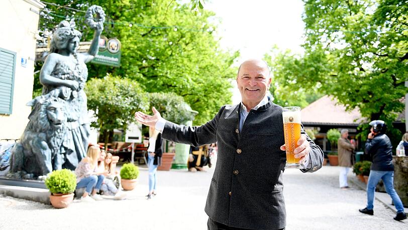 Hereinspaziert: Sepp Krätz. Hereinspaziert: Sepp Krätz.