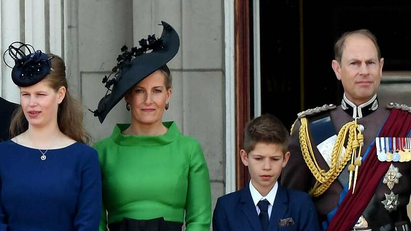 Britische Royals beim üblichen Repräsentieren (v.r.): Prinz Edward, Prinz James, Herzogin Sophie und Prinzessin Louise