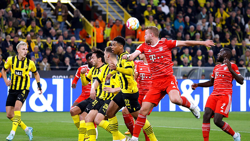 Szene aus dem Hinspiel (2:2): Aufregung im Dortmunder Strafraum als Matthijs de Ligt zum Kopfball geht. Szene aus dem Hinspiel (2:2): Aufregung im Dortmunder Strafraum als Matthijs de Ligt zum Kopfball geht.