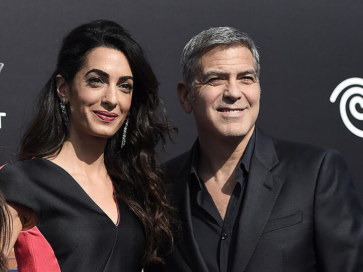 George Clooney und Amal Alamuddin bei der Premiere von "A World Beyond" in Anaheim