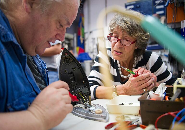 Ziel der Aktion Repair Café: Unnötigen Müll zu vermeiden und Müll als Wertstoff wahrzunehmen und zu nutzen.