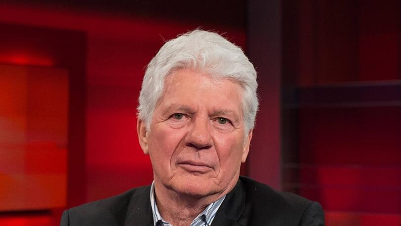 Thomas Stein hat eine Hirnblutung erlitten. Thomas Stein hat eine Hirnblutung erlitten.