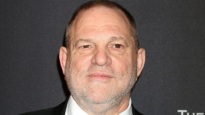 Seit Monaten schlägt der Sex-Skandal um Harvey Weinstein hohe Wellen. Seit Monaten schlägt der Sex-Skandal um Harvey Weinstein hohe Wellen.