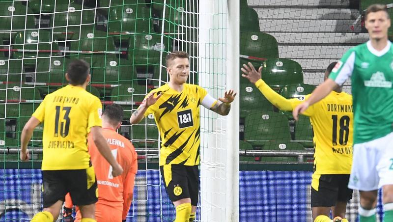 BVB-Kapitän Marco Reus (M) sorgte für den Dortmunder Sieg in Bremen.
