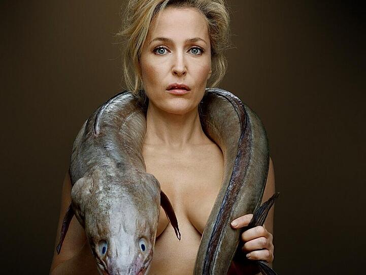 Gillian Anderson zeigt vollen Körpereinsatz