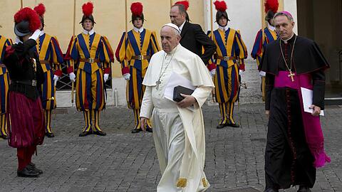 Papst Franziskus will mit der Familiensynode die katholische Kirche moderner und offener machen.