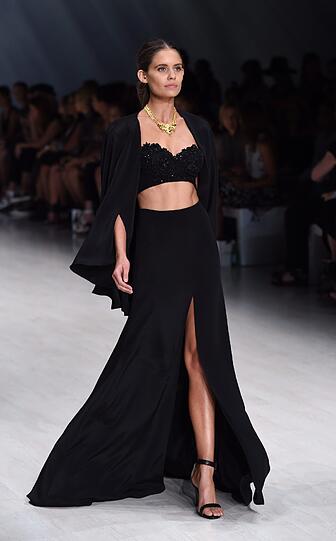 Fashion Show in Australien: Designer Alvin Fernandez lässt die Models bei seinen Krationen gerne viel zeigen. Die Bilder.