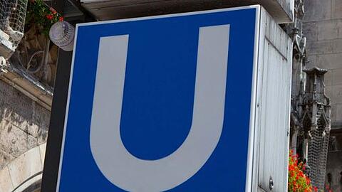 Der Mann verletzte sich glücklicherweise nur leicht an der Schulter.