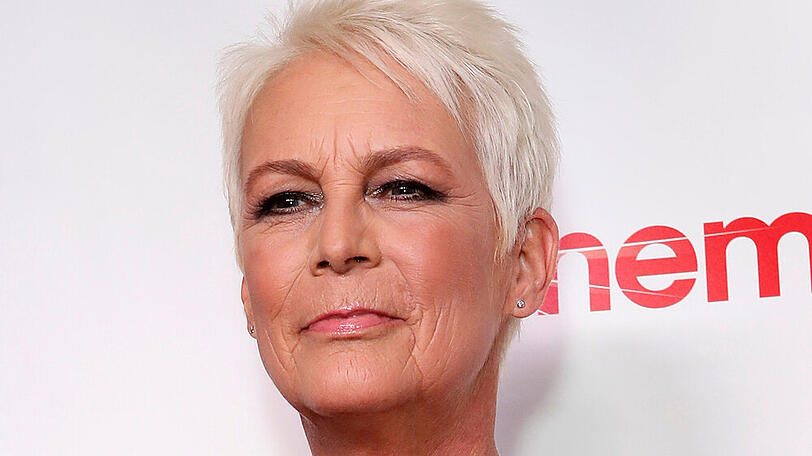 Schauspielerin Jamie Lee Curtis hat einen krebskranken Fan getraut.