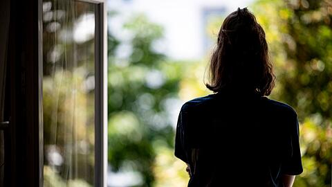 Frauen, die eine Fehlgeburt erleiden, brauchen häufig eine Pause, um sich zu erholen.
