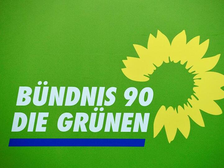 Allein 2018 hat es mehr als 800 sogenannte Bereitstellungsflüge gegeben, bei denen nur die Besatzung nach Berlin geflogen wurde, um dort die eigentliche Reise zu beginnen.