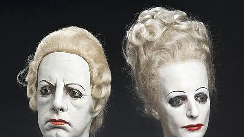 Der Schauder des Fremden: das Theatermuseum zeigt bis April die Maskenkunst des Wolfgang Utzt.