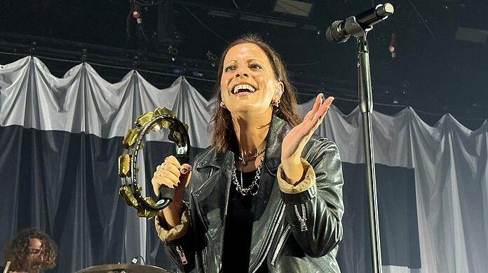 Powerfrau Stefanie Kloß beim Silbermond Konzert in München