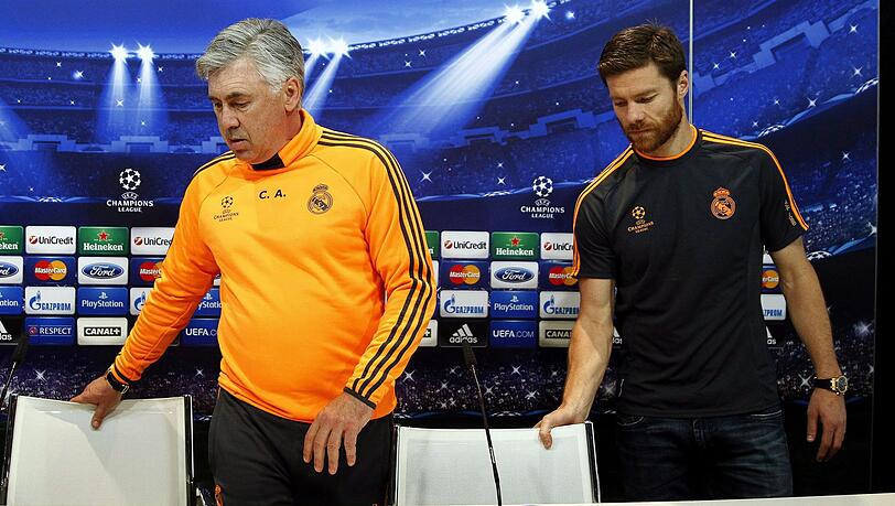 Folgt Xabi Alonso (r) auf Carlo Ancelotti bei Real Madrid?