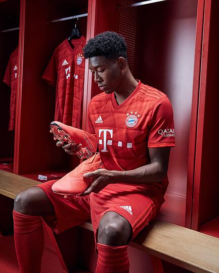 Die Klubfarben sind rot und weiß - und genau in diesen Farben werden die Bayern ab der kommenden Saison auflaufen.