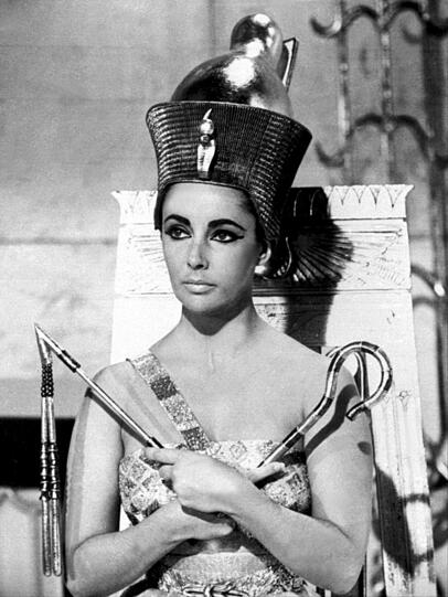 Liz Taylor in ihrer wohl größten Rolle: Als Kleopatra im gleichnamigen Monumentalfilm.