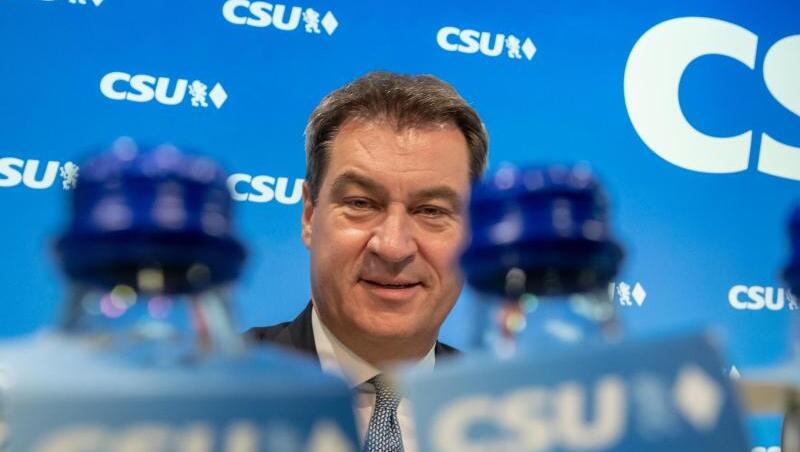 Markus Söder ist zu sehen. Foto: Peter Kneffel