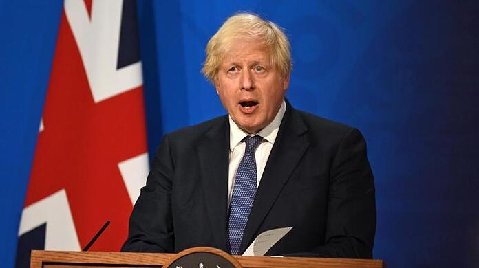 Boris Johnson äußert sich bei einer Pressekonferenz zur Corona-Pandemie.