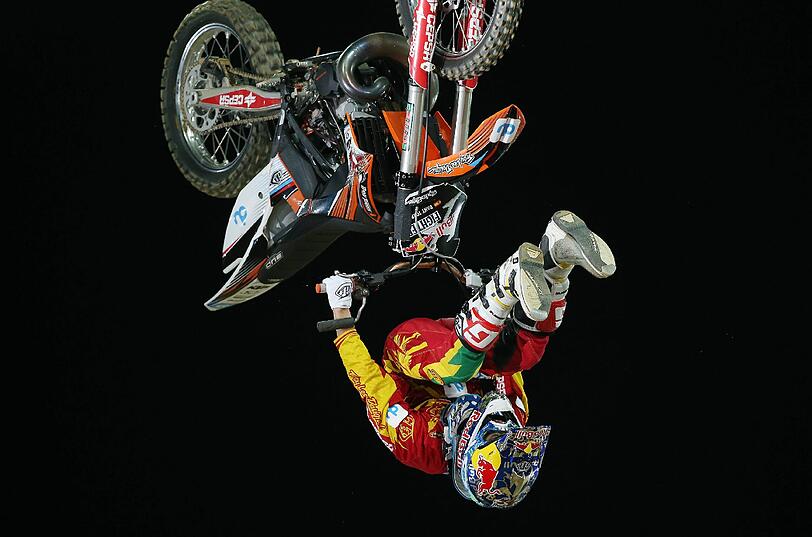 Am Samstag haben die X-Fighters in München Station gemacht - und spektakuläre Stunts gezeigt. Mit von der Partie beim letzten Stopp vor dem Finale in Sydney: Die Stars der Szene rund um den Spanier Dany Torres.